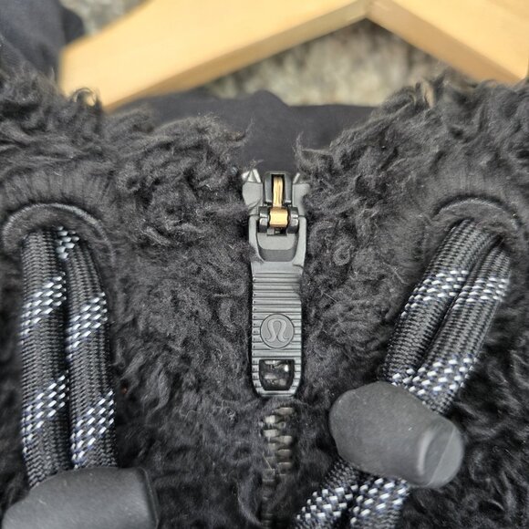 Lululemon Oh‎ So Sherpa Half Zip Pullover Womens 10 Black Hooded Casual - Picture 6 of 9